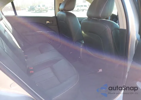 2010 Mercury Milan Premier из США, поврежденный, VIN 3MEHM0JG2AR656381